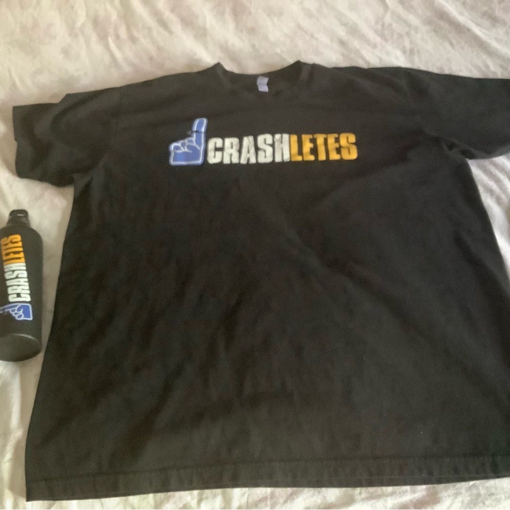 Crashletes logo 2016 TV Show T-Shirt Size 2XL H2go Aluminum 24oz Bottle Black